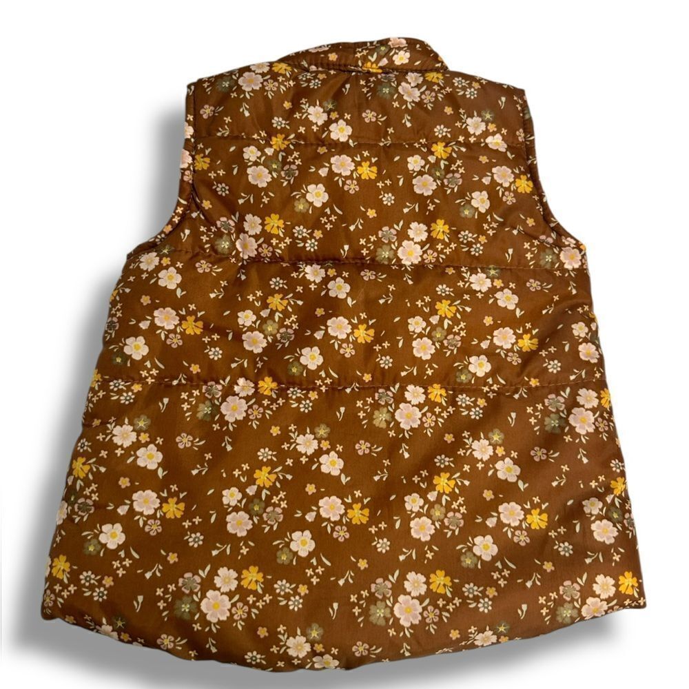 Kids Puffer Vest - Picture 7 of 13